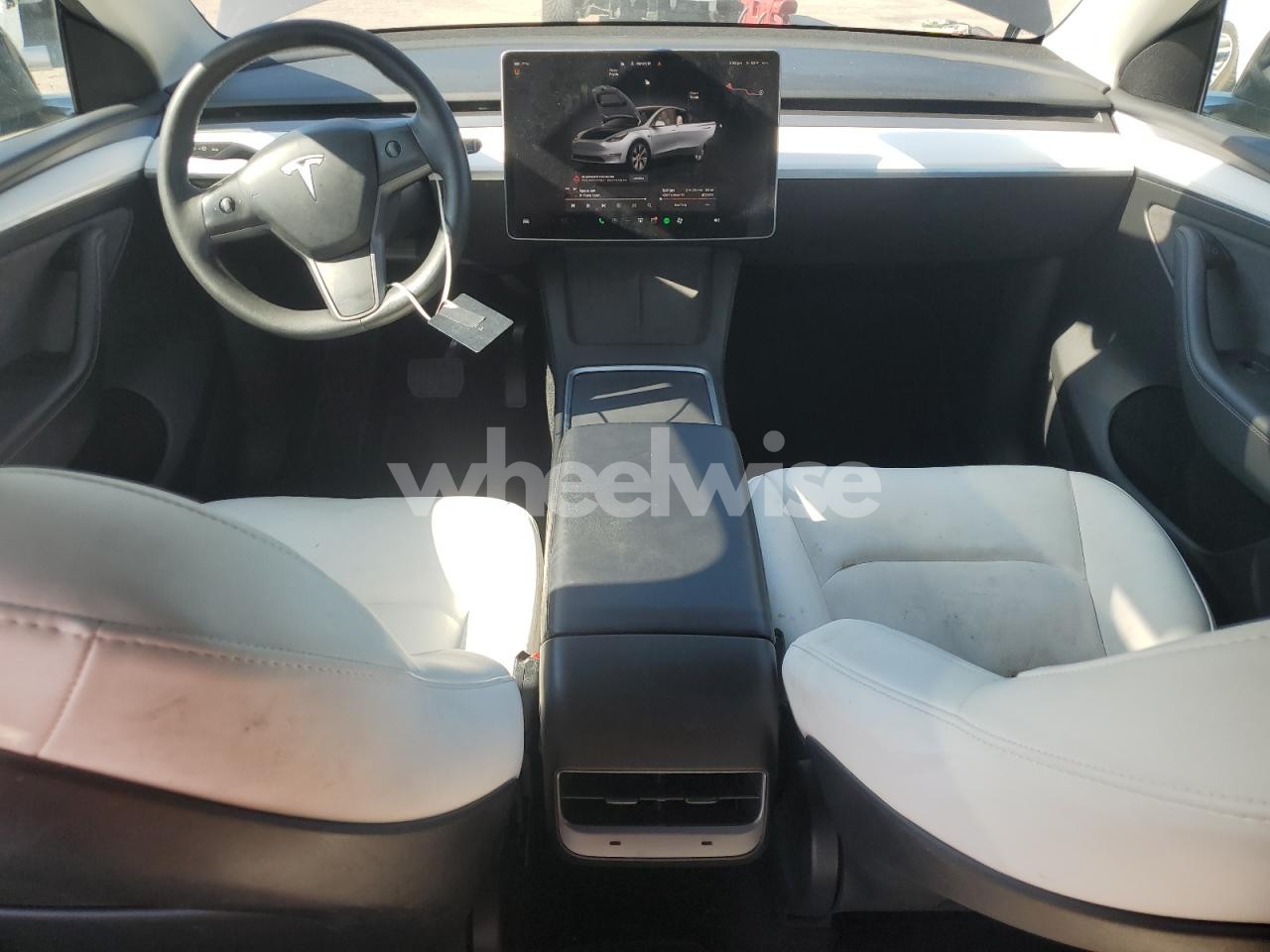 Photo 8 of 2024 TESLA MODEL Y (VIN 7SAYGDEE1RF062096)