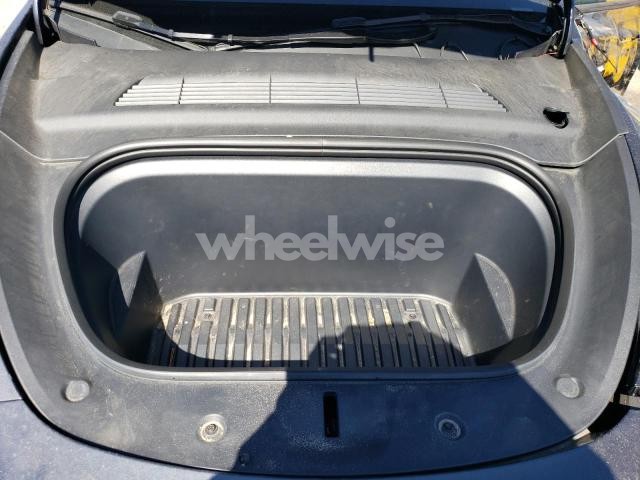 Photo 6 of 2024 TESLA MODEL Y (VIN 7SAYGDEE1RF128632)