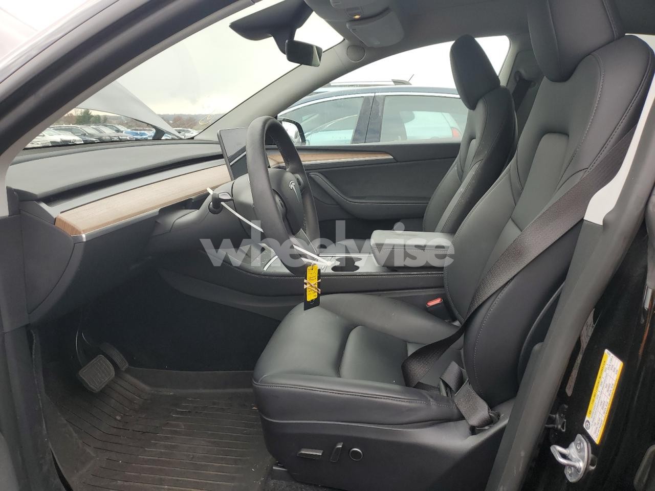 Photo 7 of 2025 TESLA MODEL Y (VIN 7SAYGDEE1SA363065)