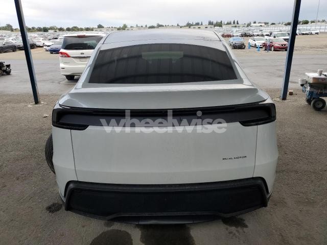 Photo 5 of 2026 TESLA MODEL Y N/A (VIN 7SAYGDEE1TF401785)