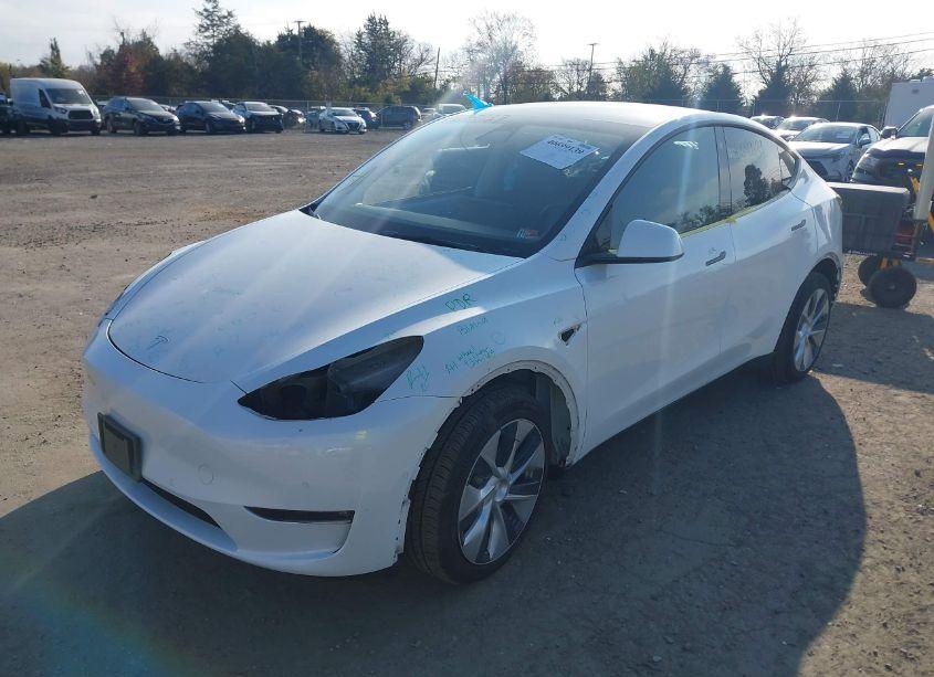 Photo 2 of 2022 Tesla Model Y LONG RANGE DUAL MOTOR ALL-WHEEL DRIVE (VIN 7SAYGDEE2NF319289)
