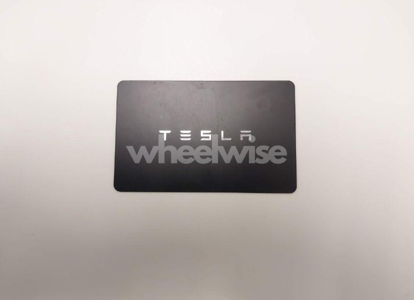 Photo 11 of 2022 Tesla Model Y LONG RANGE DUAL MOTOR ALL-WHEEL DRIVE (VIN 7SAYGDEE2NF435303)