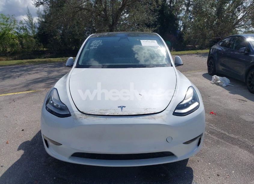 Photo 12 of 2022 Tesla Model Y LONG RANGE DUAL MOTOR ALL-WHEEL DRIVE (VIN 7SAYGDEE2NF435303)