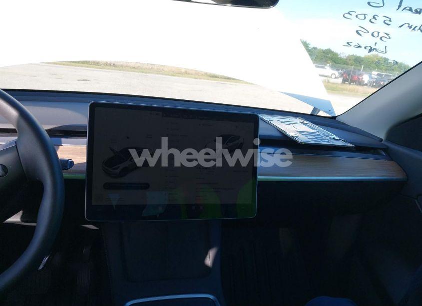 Photo 18 of 2022 Tesla Model Y LONG RANGE DUAL MOTOR ALL-WHEEL DRIVE (VIN 7SAYGDEE2NF435303)