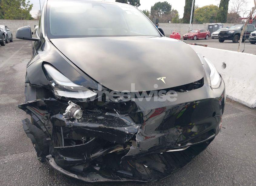 Photo 12 of 2023 Tesla Model Y AWD/LONG RANGE DUAL MOTOR ALL-WHEEL DRIVE (VIN 7SAYGDEE2PA024032)