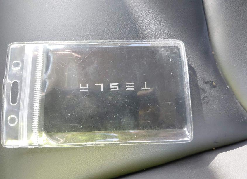 Photo 11 of 2023 Tesla Model Y AWD/LONG RANGE DUAL MOTOR ALL-WHEEL DRIVE (VIN 7SAYGDEE2PA024869)