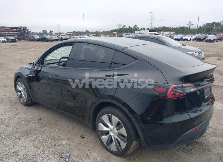 Photo 14 of 2023 Tesla Model Y AWD/LONG RANGE DUAL MOTOR ALL-WHEEL DRIVE (VIN 7SAYGDEE2PA029778)