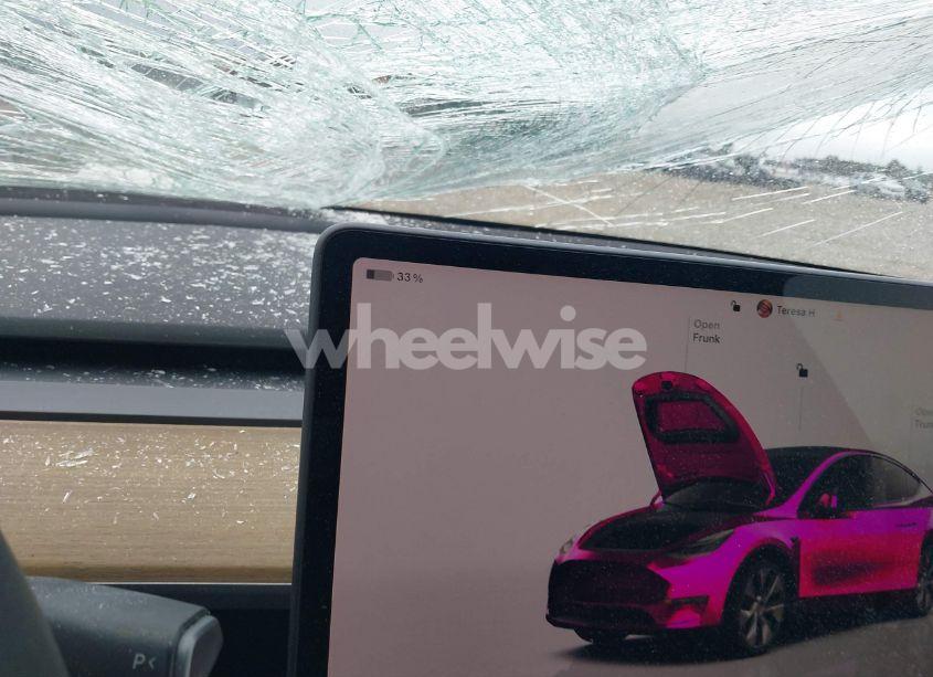 Photo 17 of 2023 Tesla Model Y AWD/LONG RANGE DUAL MOTOR ALL-WHEEL DRIVE (VIN 7SAYGDEE2PA029778)