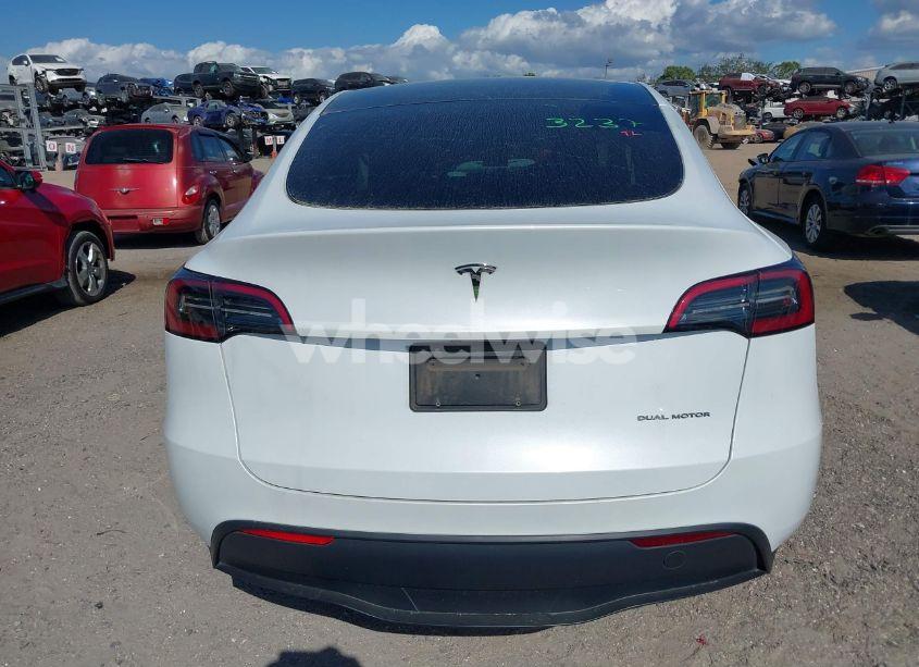 Photo 16 of 2023 Tesla Model Y AWD/LONG RANGE DUAL MOTOR ALL-WHEEL DRIVE (VIN 7SAYGDEE2PA070217)