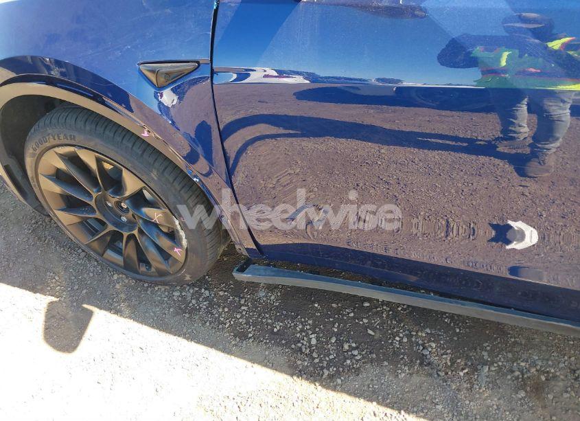 Photo 6 of 2023 Tesla Model Y AWD/LONG RANGE DUAL MOTOR ALL-WHEEL DRIVE (VIN 7SAYGDEE2PF614833)