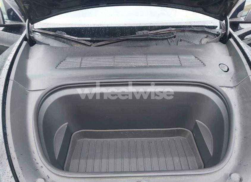 Photo 10 of 2023 Tesla Model Y (VIN 7SAYGDEE2PF632443)