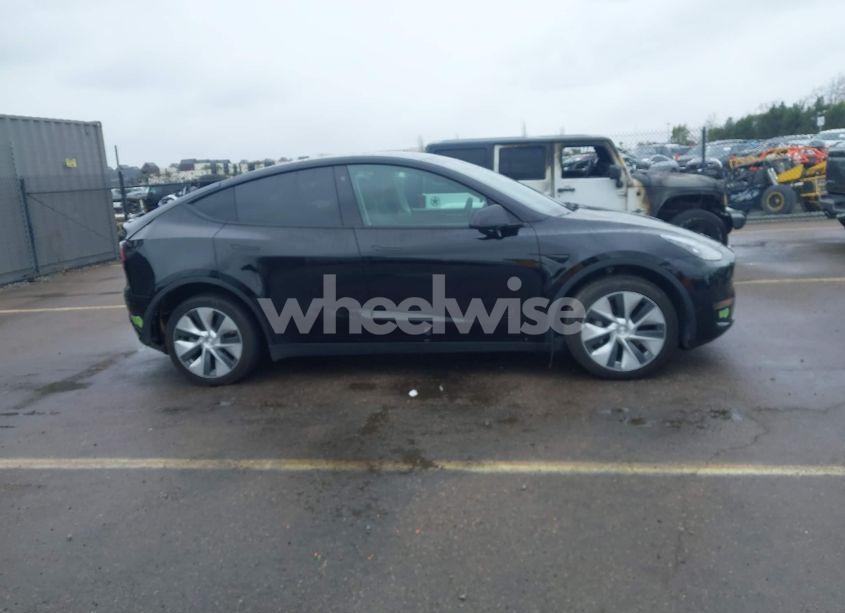 Photo 12 of 2023 Tesla Model Y (VIN 7SAYGDEE2PF632443)