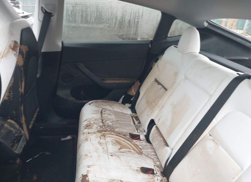 Photo 8 of 2023 Tesla Model Y AWD/LONG RANGE DUAL MOTOR ALL-WHEEL DRIVE (VIN 7SAYGDEE2PF701227)