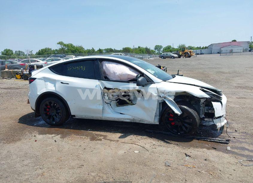 Photo 14 of 2023 Tesla Model Y (VIN 7SAYGDEE2PF747091)