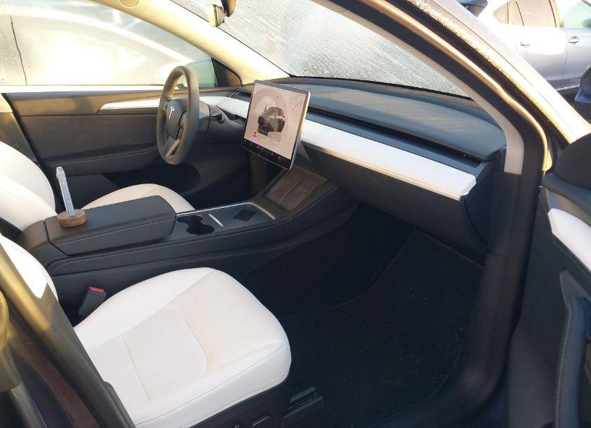 Photo 5 of 2023 Tesla Model Y (VIN 7SAYGDEE2PF754624)