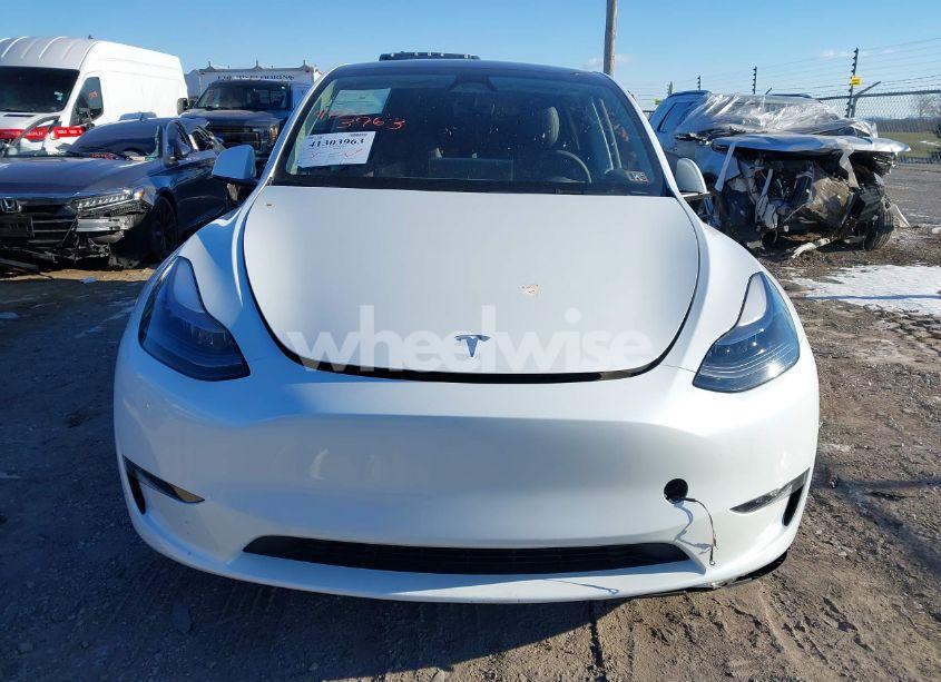Photo 12 of 2023 Tesla Model Y AWD/LONG RANGE DUAL MOTOR ALL-WHEEL DRIVE (VIN 7SAYGDEE2PF855551)