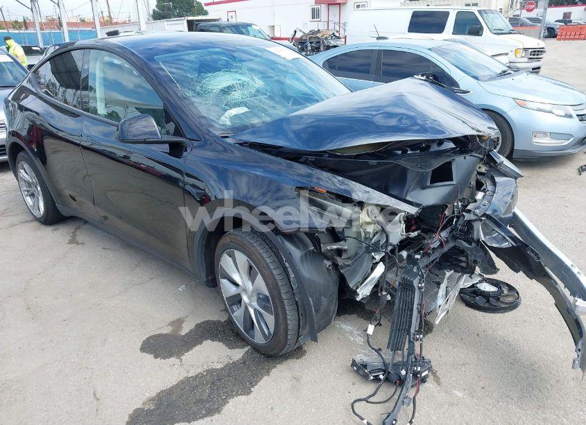 2023 Tesla Model Y AWD/LONG RANGE DUAL MOTOR ALL-WHEEL DRIVE (VIN 7SAYGDEE2PF863200) main photo