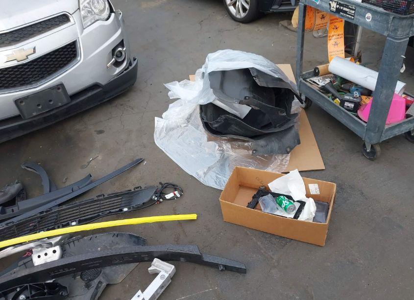 Photo 22 of 2023 Tesla Model Y AWD/LONG RANGE DUAL MOTOR ALL-WHEEL DRIVE (VIN 7SAYGDEE2PF885276)