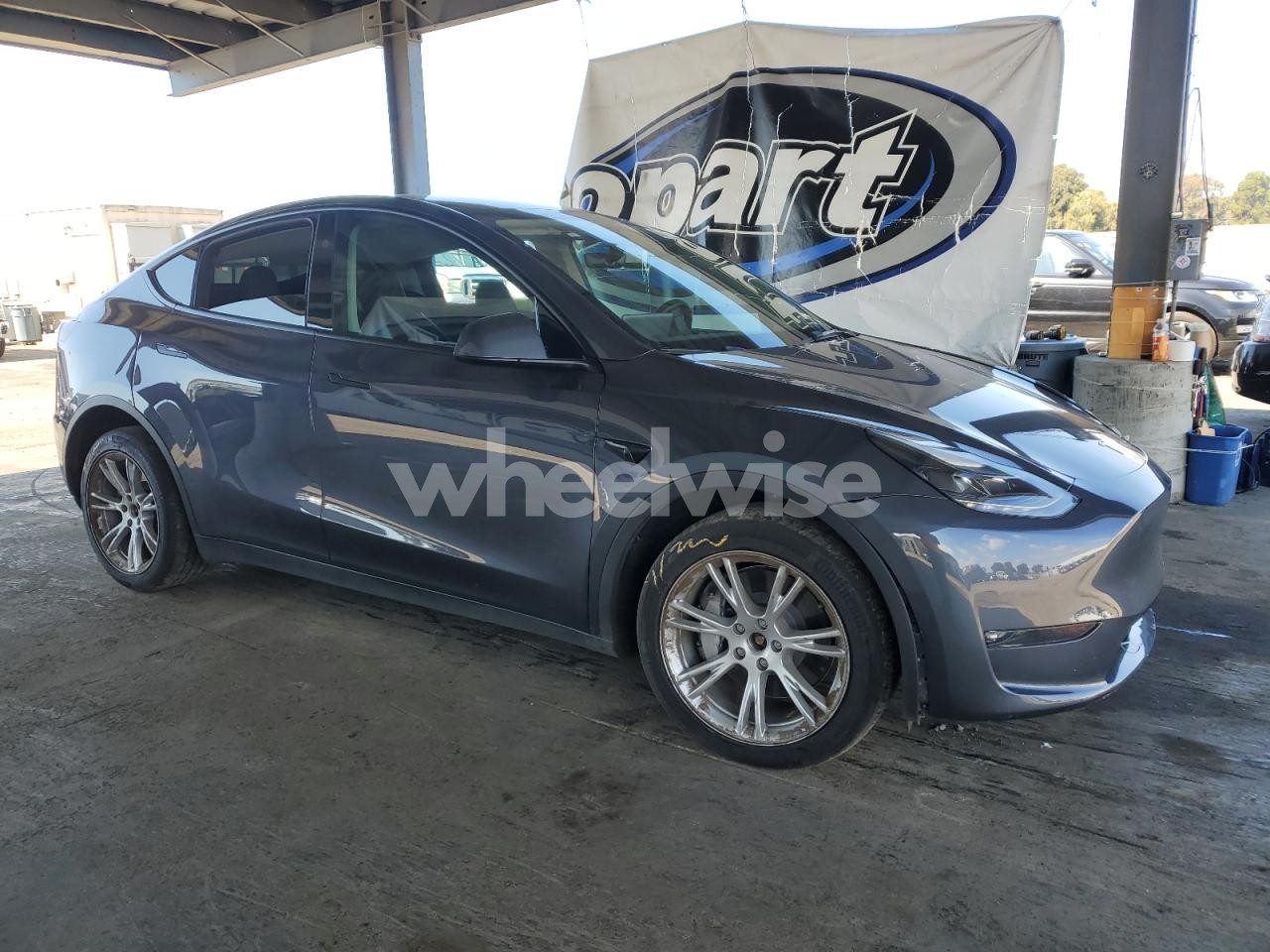 Photo 4 of 2023 TESLA MODEL Y (VIN 7SAYGDEE2PF928837)