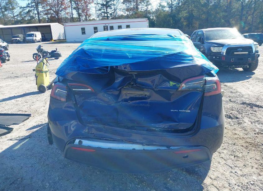 Photo 15 of 2024 Tesla Model Y LONG RANGE DUAL MOTOR ALL-WHEEL DRIVE (VIN 7SAYGDEE2RA225741)