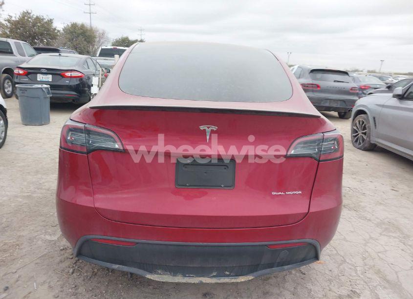 Photo 16 of 2024 Tesla Model Y LONG RANGE DUAL MOTOR ALL-WHEEL DRIVE (VIN 7SAYGDEE2RA268086)
