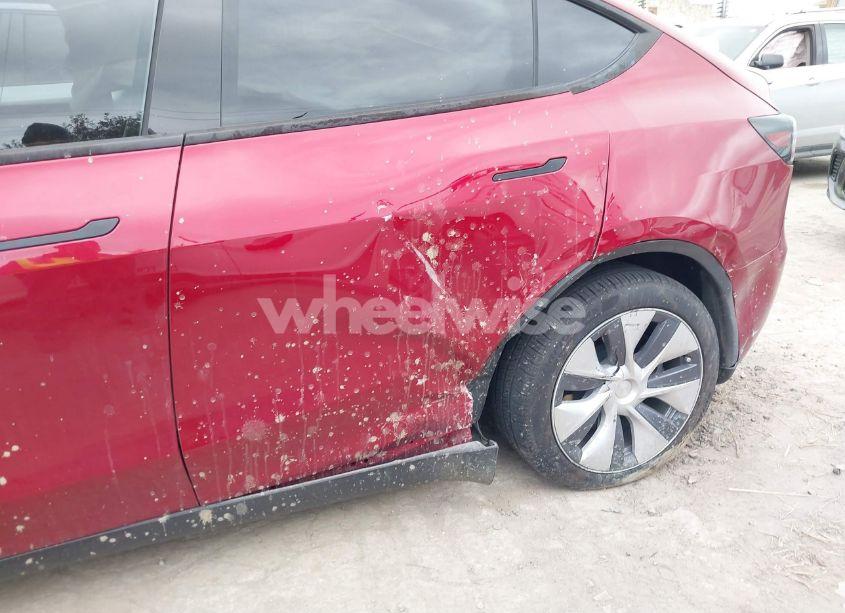 Photo 6 of 2024 Tesla Model Y LONG RANGE DUAL MOTOR ALL-WHEEL DRIVE (VIN 7SAYGDEE2RA268086)