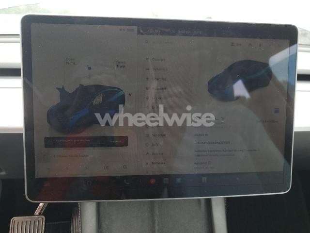 Photo 11 of 2024 TESLA MODEL Y (VIN 7SAYGDEE2RA327301)