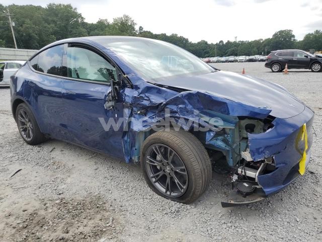 Photo 8 of 2024 TESLA MODEL Y (VIN 7SAYGDEE2RA327301)