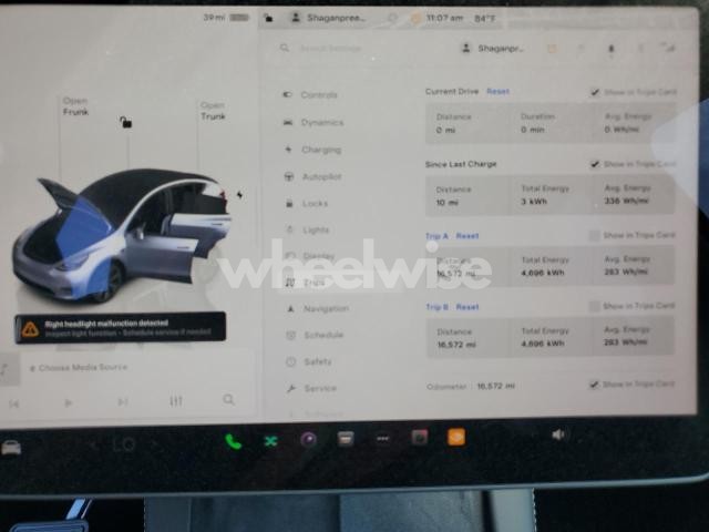 Photo 13 of 2024 TESLA MODEL Y (VIN 7SAYGDEE2RF113332)