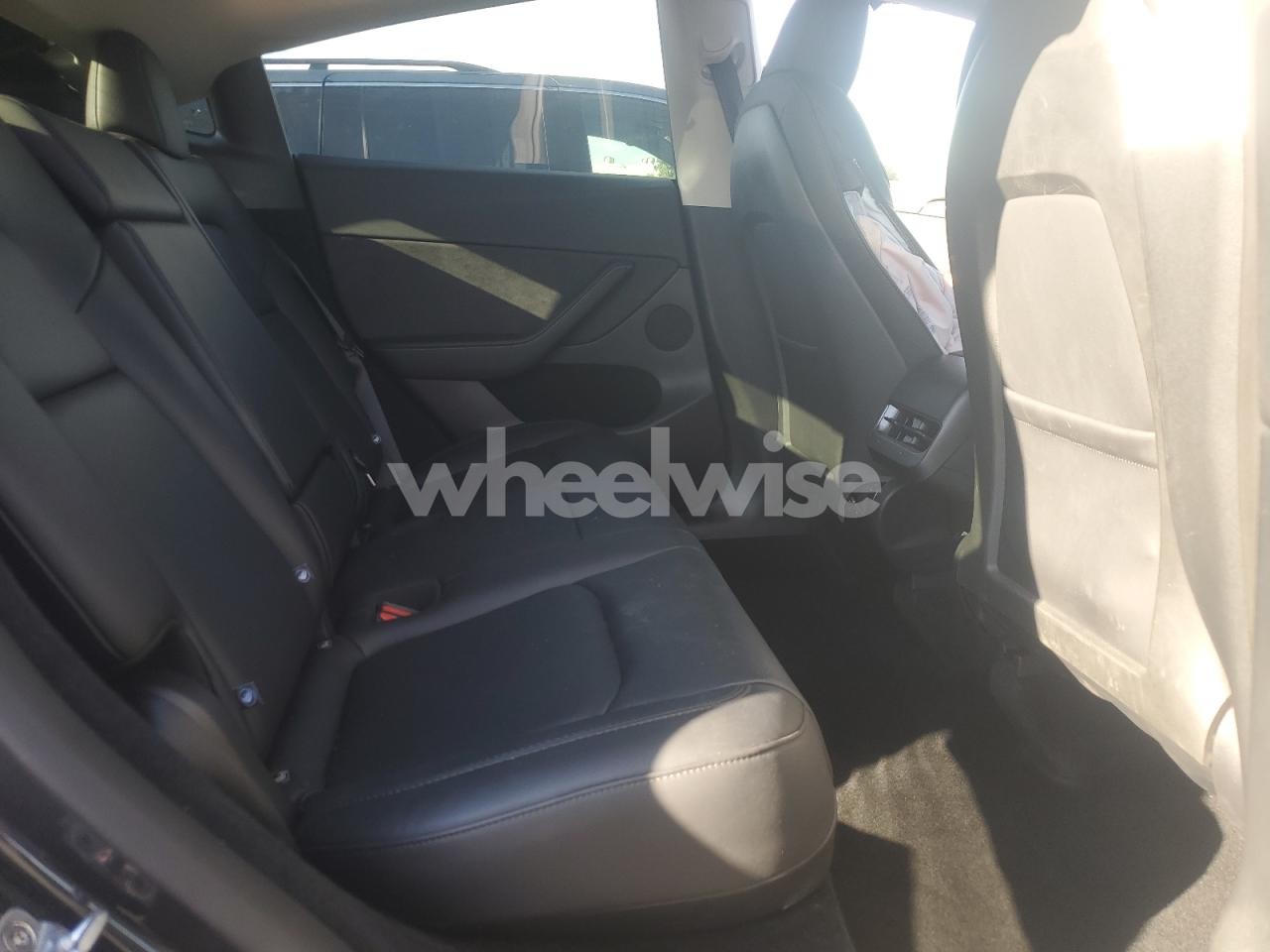 Photo 10 of 2024 TESLA MODEL Y (VIN 7SAYGDEE2RF212930)