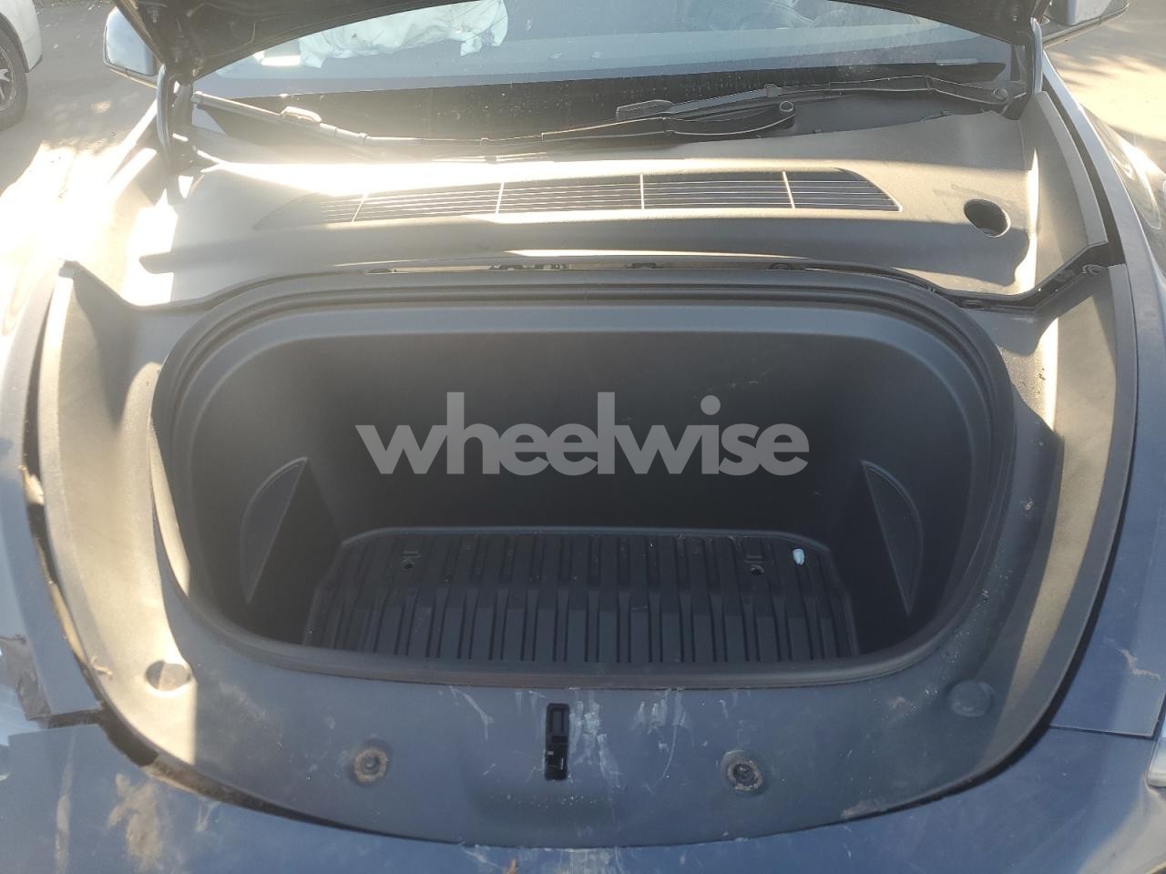 Photo 11 of 2024 TESLA MODEL Y (VIN 7SAYGDEE2RF212930)