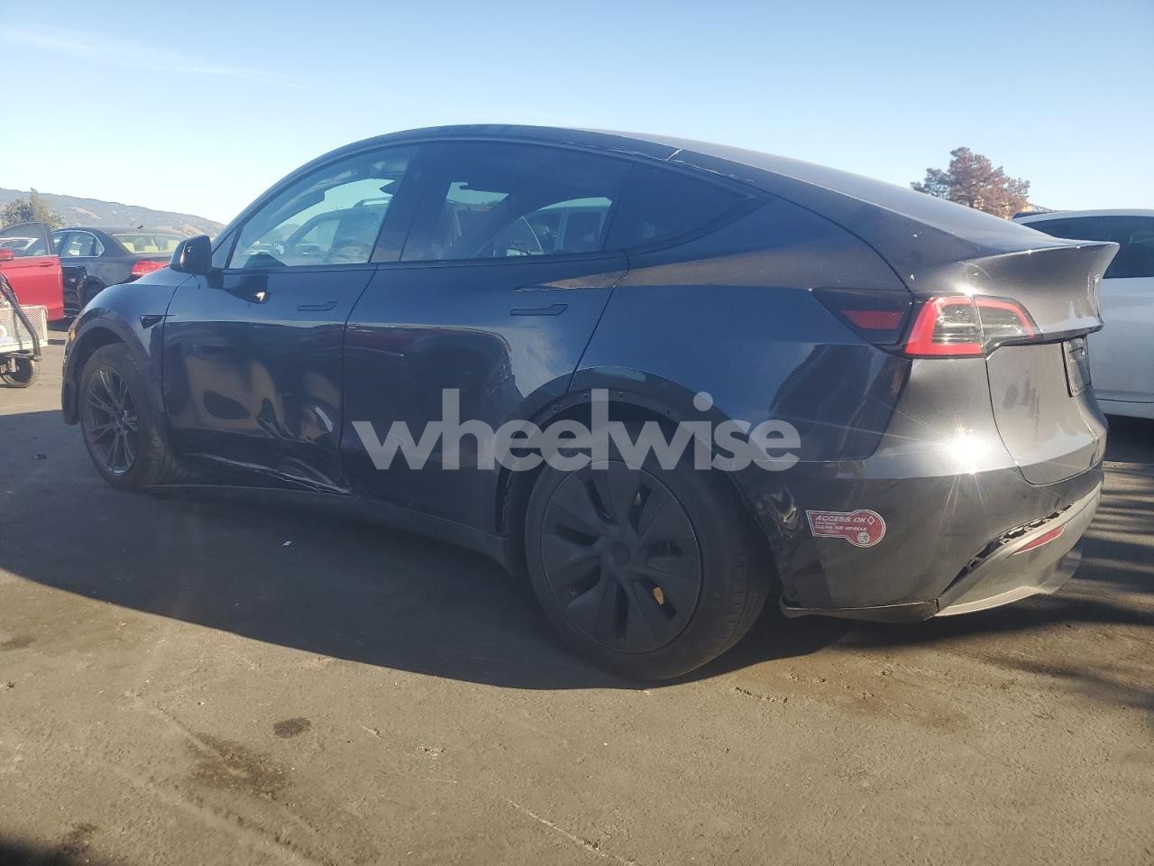 Photo 2 of 2024 TESLA MODEL Y (VIN 7SAYGDEE2RF212930)