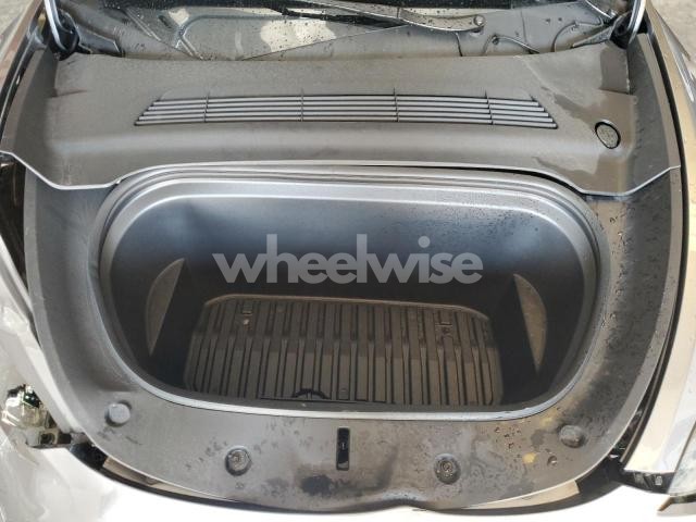 2025 TESLA MODEL Y (VIN 7SAYGDEE2SA346694) main photo