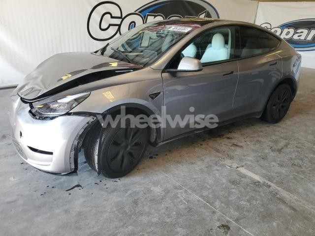 Photo 2 of 2025 TESLA MODEL Y (VIN 7SAYGDEE2SA346694)
