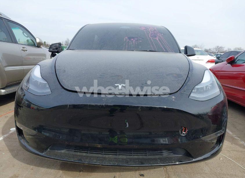 Photo 11 of 2025 Tesla Model Y LONG RANGE DUAL MOTOR ALL-WHEEL DRIVE (VIN 7SAYGDEE2SA351944)