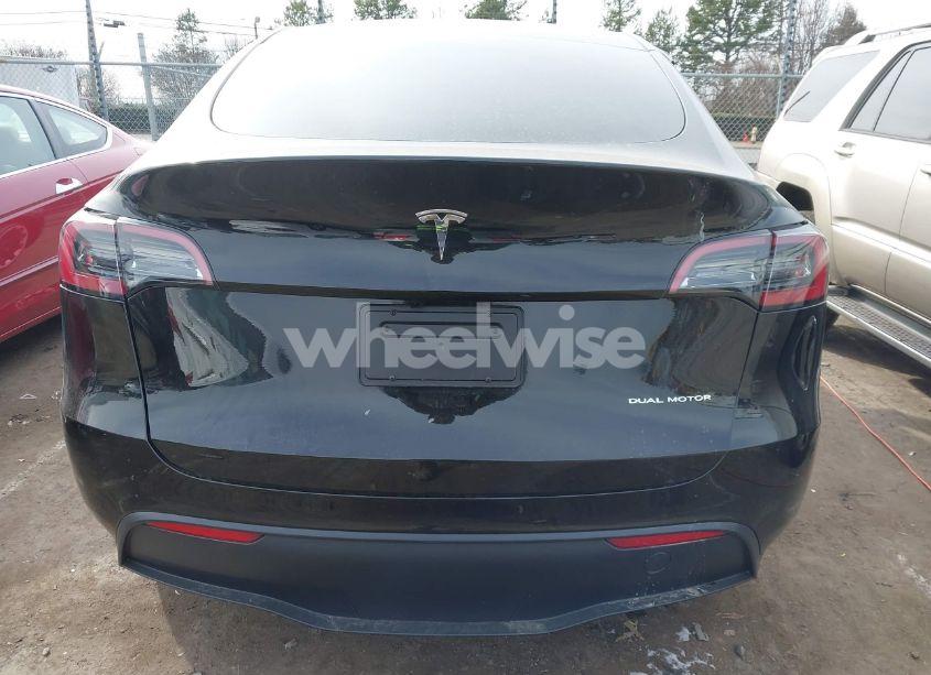 Photo 15 of 2025 Tesla Model Y LONG RANGE DUAL MOTOR ALL-WHEEL DRIVE (VIN 7SAYGDEE2SA351944)