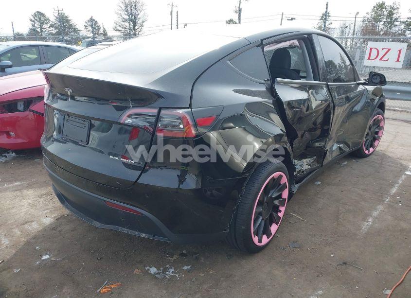 Photo 4 of 2025 Tesla Model Y LONG RANGE DUAL MOTOR ALL-WHEEL DRIVE (VIN 7SAYGDEE2SA351944)