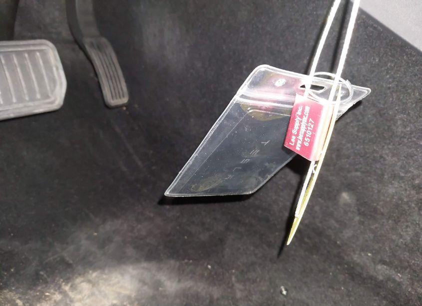 Photo 11 of 2022 Tesla Model Y LONG RANGE DUAL MOTOR ALL-WHEEL DRIVE (VIN 7SAYGDEE3NA001744)