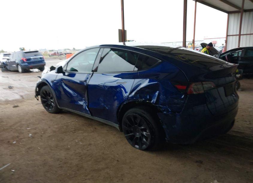 Photo 3 of 2022 Tesla Model Y LONG RANGE DUAL MOTOR ALL-WHEEL DRIVE (VIN 7SAYGDEE3NA001744)