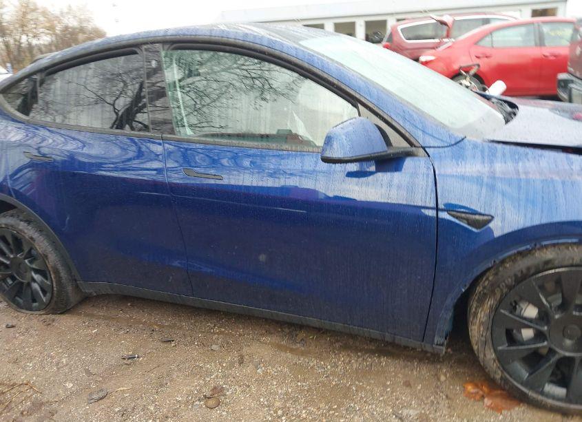 Photo 14 of 2022 Tesla Model Y LONG RANGE DUAL MOTOR ALL-WHEEL DRIVE (VIN 7SAYGDEE3NA007432)
