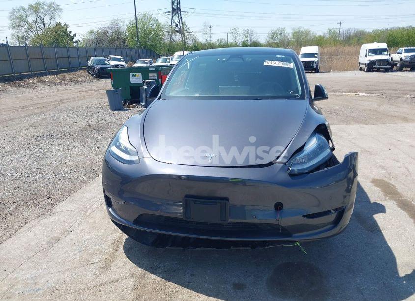 Photo 13 of 2022 Tesla Model Y LONG RANGE DUAL MOTOR ALL-WHEEL DRIVE (VIN 7SAYGDEE3NA007737)
