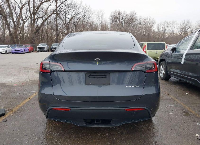 Photo 16 of 2022 Tesla Model Y LONG RANGE DUAL MOTOR ALL-WHEEL DRIVE (VIN 7SAYGDEE3NA018379)