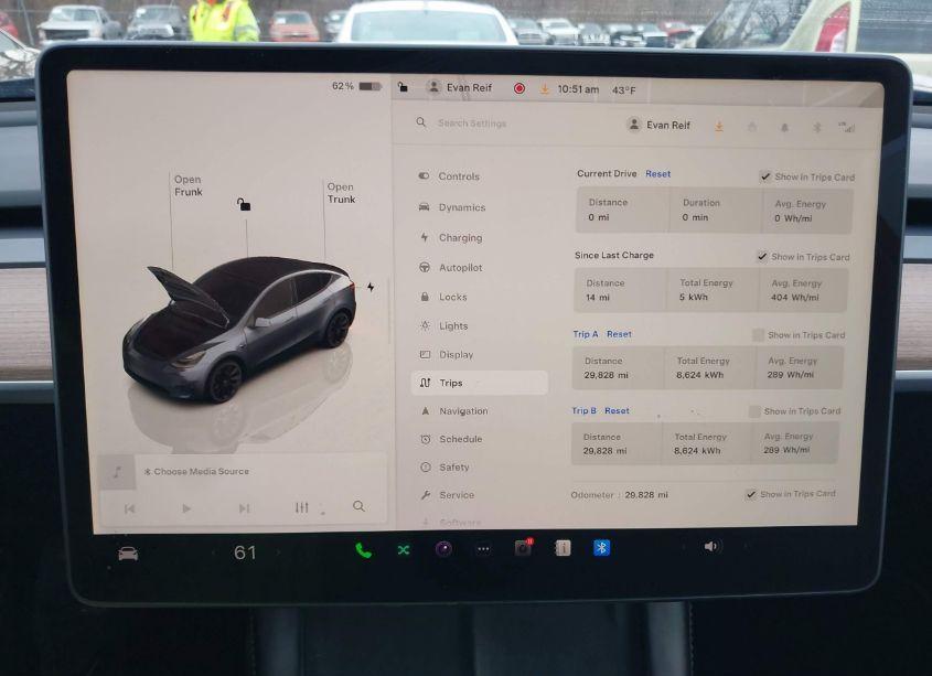 Photo 18 of 2022 Tesla Model Y LONG RANGE DUAL MOTOR ALL-WHEEL DRIVE (VIN 7SAYGDEE3NA018379)