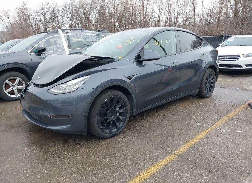 Photo 2 of 2022 Tesla Model Y LONG RANGE DUAL MOTOR ALL-WHEEL DRIVE (VIN 7SAYGDEE3NA018379)