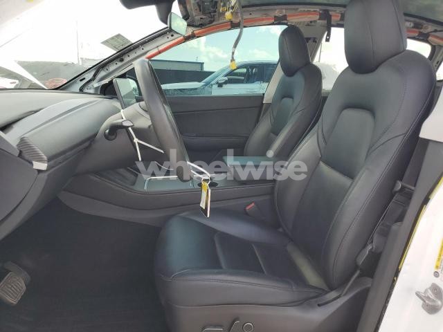 Photo 11 of 2021 TESLA MODEL Y (VIN 7SAYGDEE3NF375323)