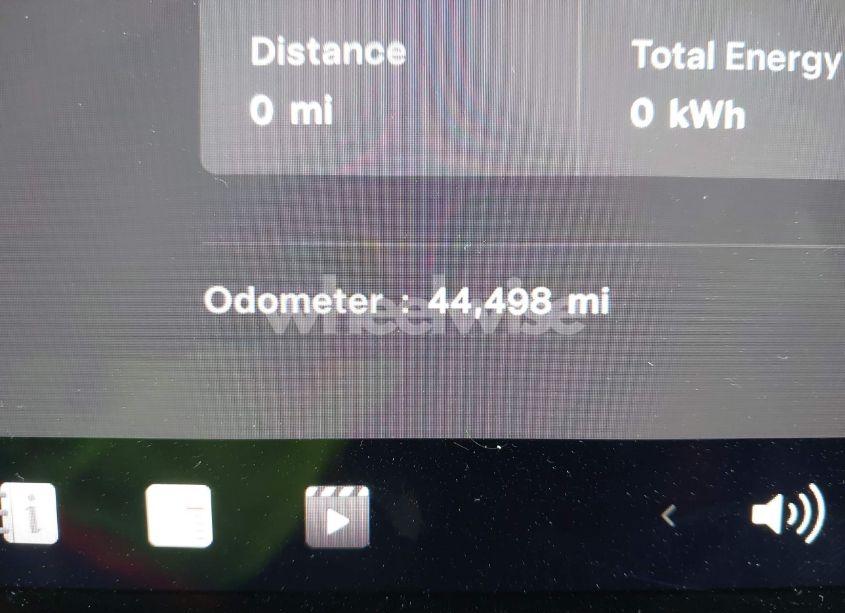 Photo 16 of 2022 Tesla Model Y LONG RANGE DUAL MOTOR ALL-WHEEL DRIVE (VIN 7SAYGDEE3NF455642)