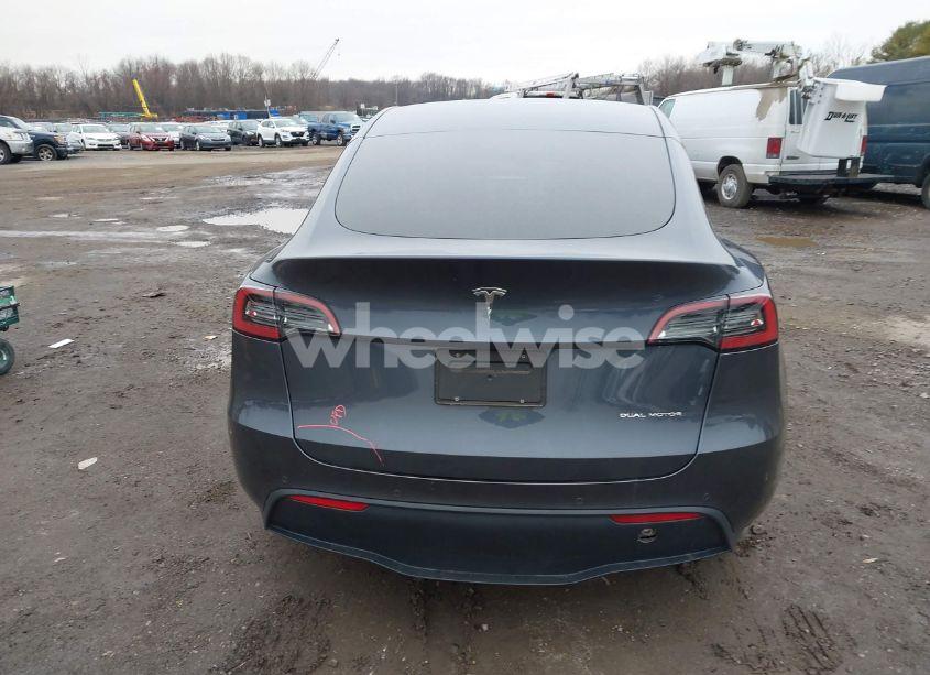 Photo 17 of 2022 Tesla Model Y LONG RANGE DUAL MOTOR ALL-WHEEL DRIVE (VIN 7SAYGDEE3NF455642)