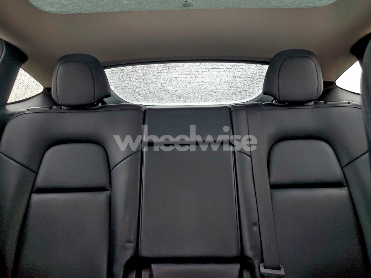 Photo 10 of 2022 TESLA MODEL Y (VIN 7SAYGDEE3NF480573)