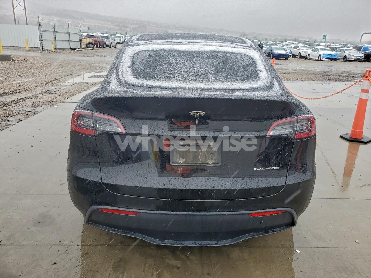Photo 6 of 2022 TESLA MODEL Y (VIN 7SAYGDEE3NF480573)