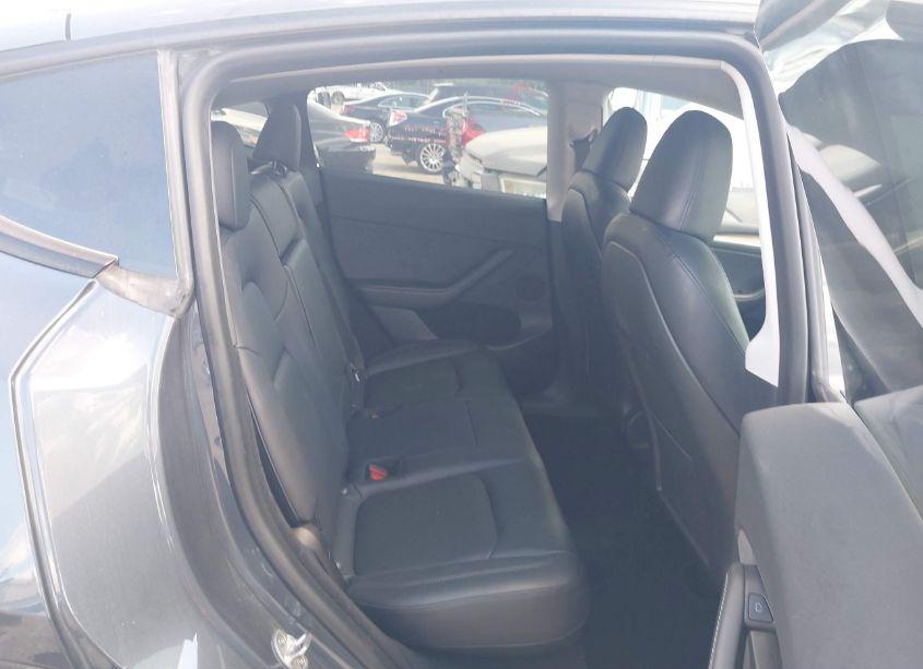 Photo 8 of 2023 Tesla Model Y AWD/LONG RANGE DUAL MOTOR ALL-WHEEL DRIVE (VIN 7SAYGDEE3PA050610)